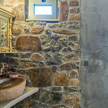 Apartmán Perachori Boutique *
